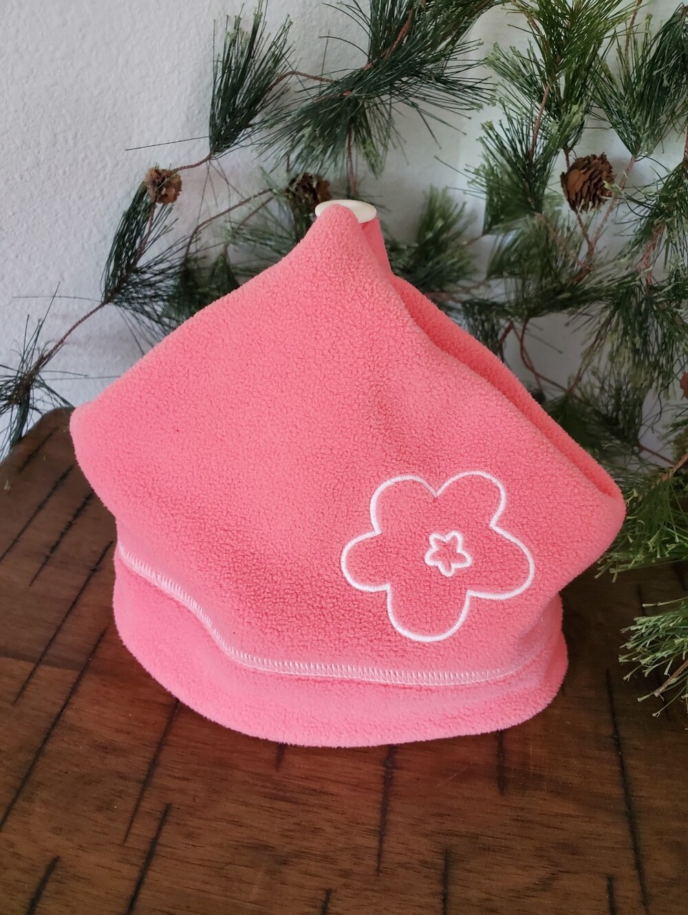 REI Kids Fleece Skull Cap Beanie Pink With White Flower Accent Retro